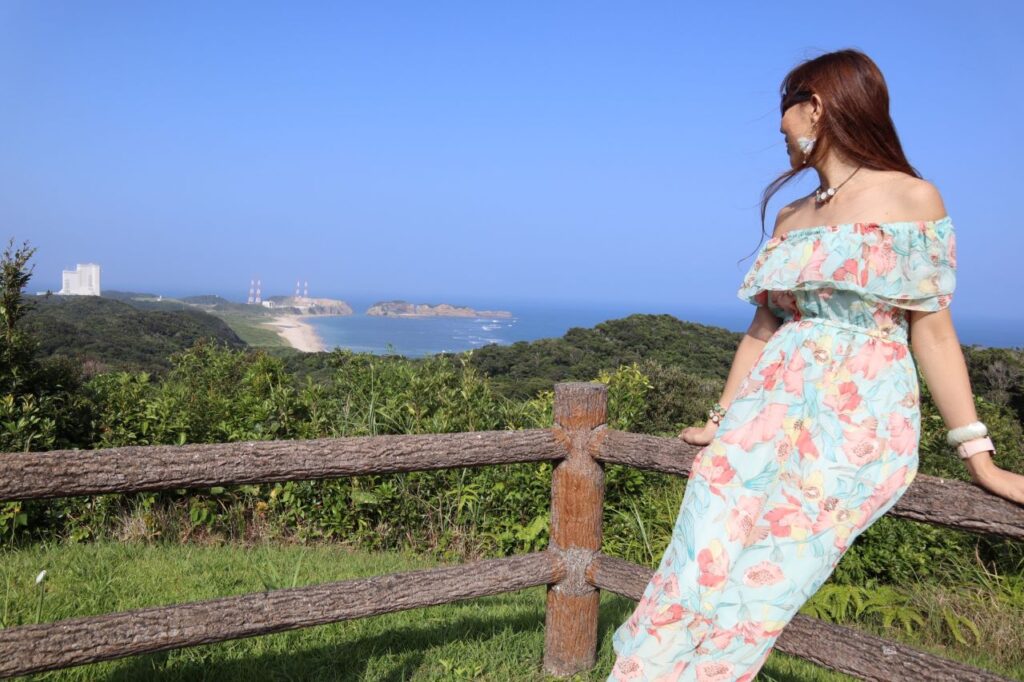 骨格診断を味方にして自分に似合うワンピースでお出かけしよう