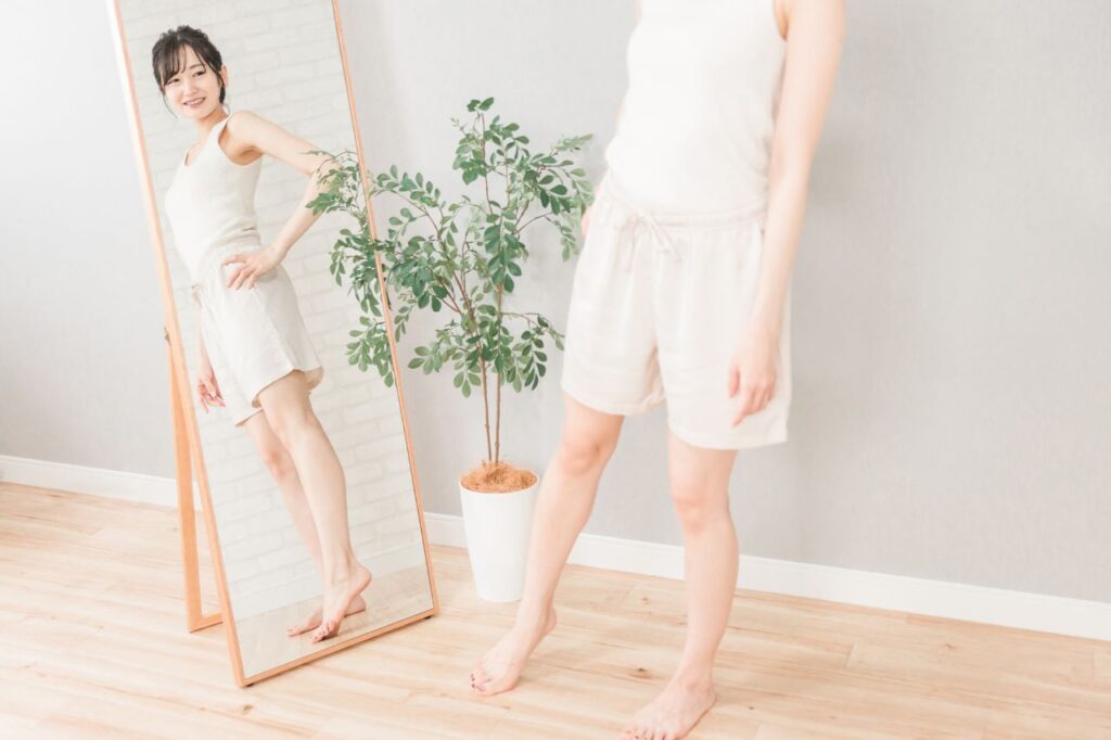 【骨格診断】日本人はストレートの割合が最も多い！各タイプの割合と特徴、似合う服も解説