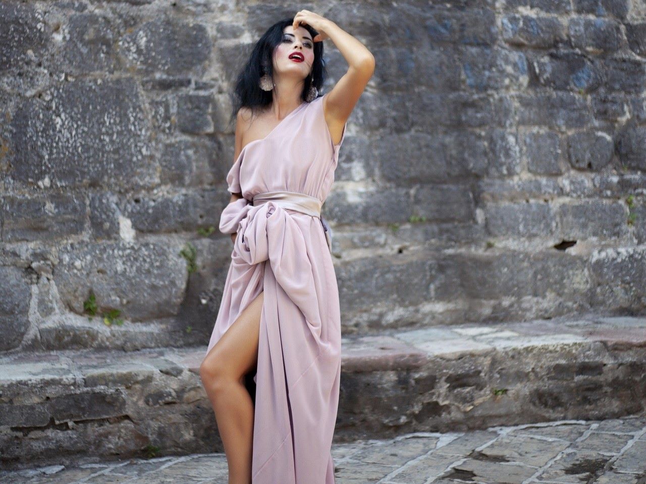 【2025年最新版】顔タイプ診断で自分と同じタイプの芸能人を知ろう！各タイプの特徴や診断方法も紹介