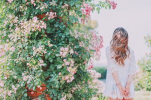 イエベ春の似合う色・似合わない色一覧！おすすめのメイク・ファッションを徹底解説